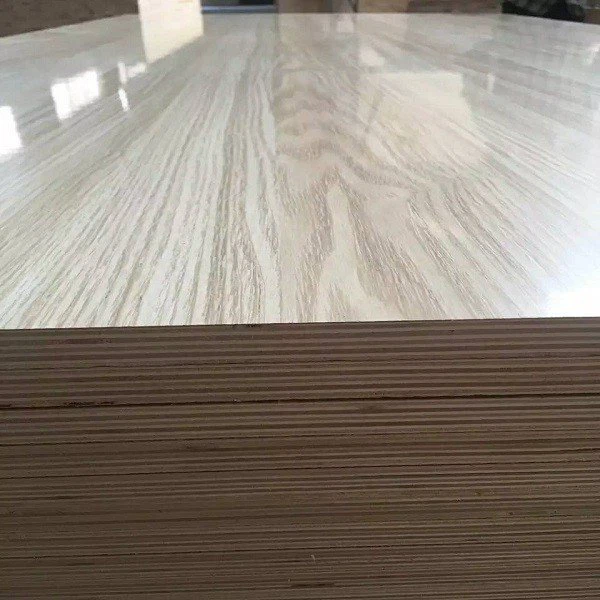 Furniture-Grade-Melamine-Laminated-Natural-Veneer-Plywood