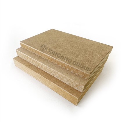 China Manufacturers Plain Mdf 1220mm X 2440mm X 18mm Raw MDF Medium Density Fiberboard For Office Building