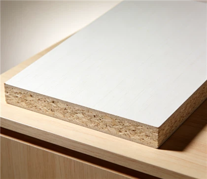 High Quality Woodgrain 18mm Particle Board Chipboard For Sale/Melamine Faced Chipboard Plain Particleboard